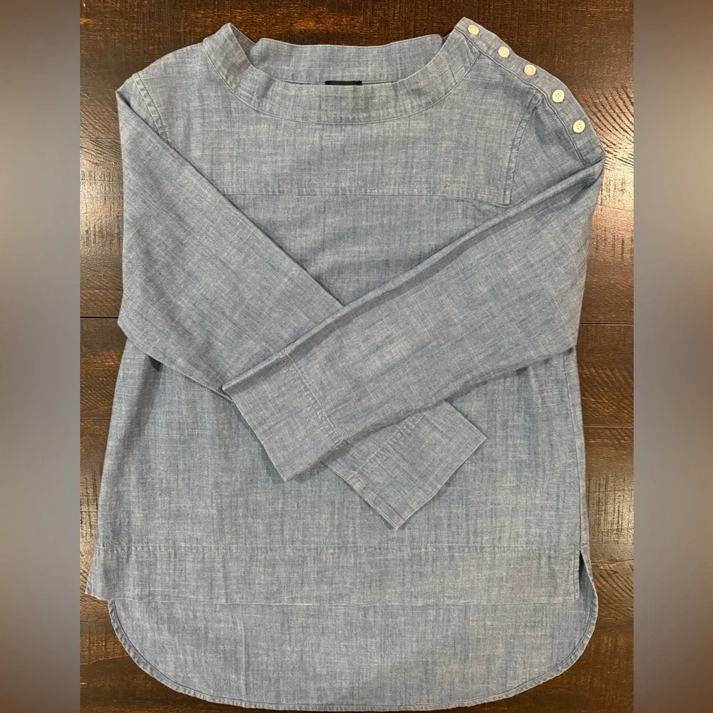 J.Crew Chambray Funnel Neck Top Blue Button Shoulder High-Low Hem Size 8